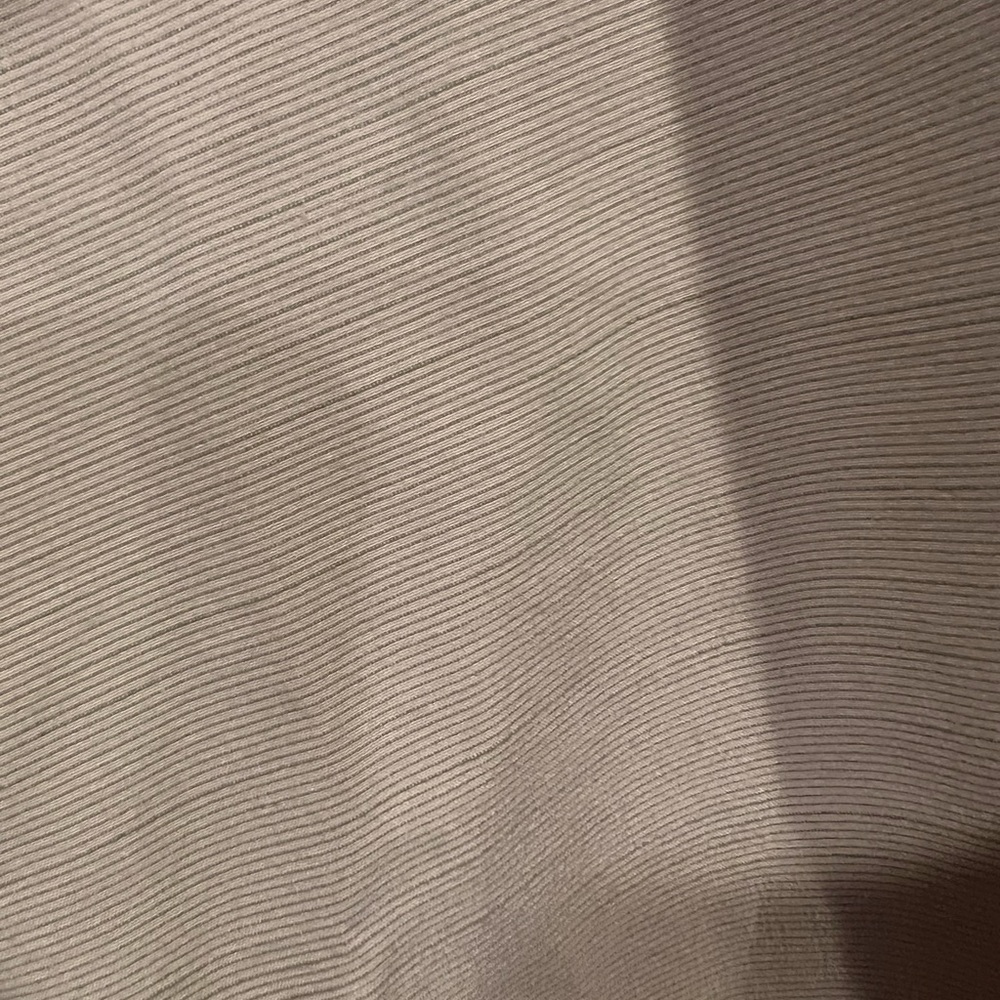 Billabong Light Tan Shorts - Picture 5 of 13